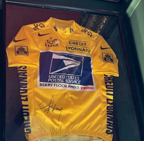 Lance Armstrong Signed Jersey